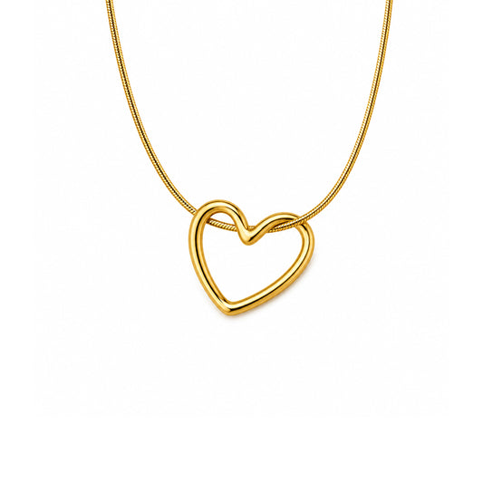 Minimal Heart Pendant Necklace